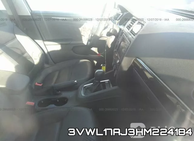 3VWL17AJ3HM224184_5.webp