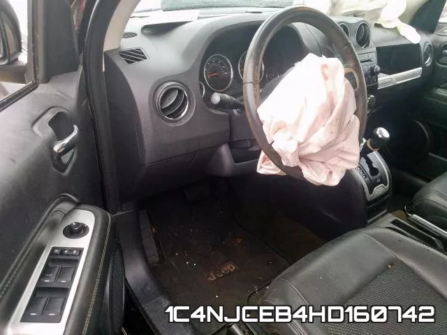 1C4NJCEB4HD160742_9.webp