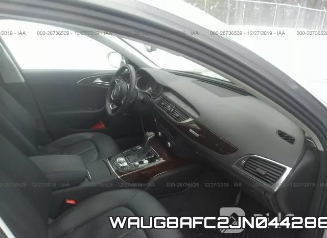 WAUG8AFC2JN044288_5.webp