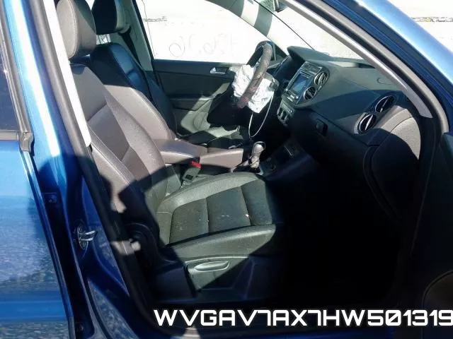 WVGAV7AX7HW501319_5.webp