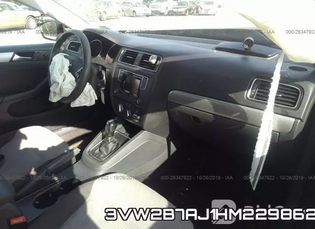 3VW2B7AJ1HM229862_5.webp