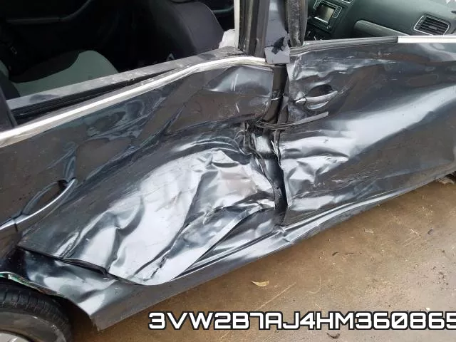 3VW2B7AJ4HM360865_9.webp