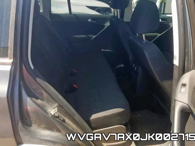 WVGAV7AX0JK002715_6.webp