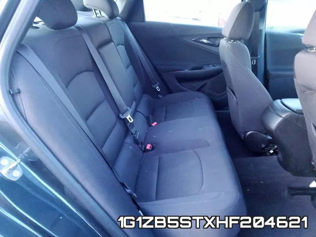 1G1ZB5STXHF204621