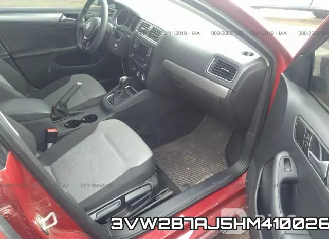 3VW2B7AJ5HM410026_5.webp