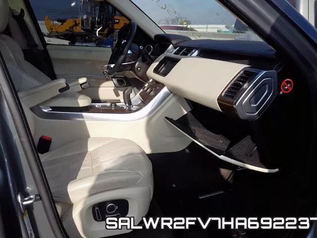 SALWR2FV7HA692237_5.webp