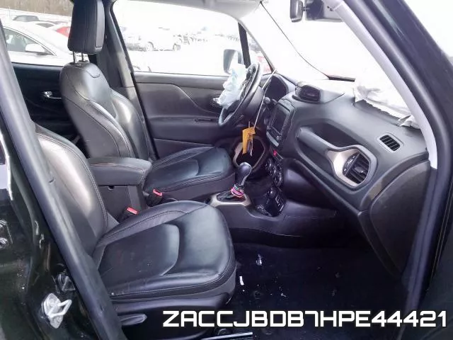 ZACCJBDB7HPE44421_5.webp