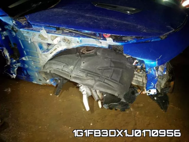 1G1FB3DX1J0170956_9.webp