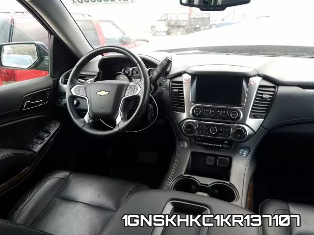 1GNSKHKC1KR137107_9.webp