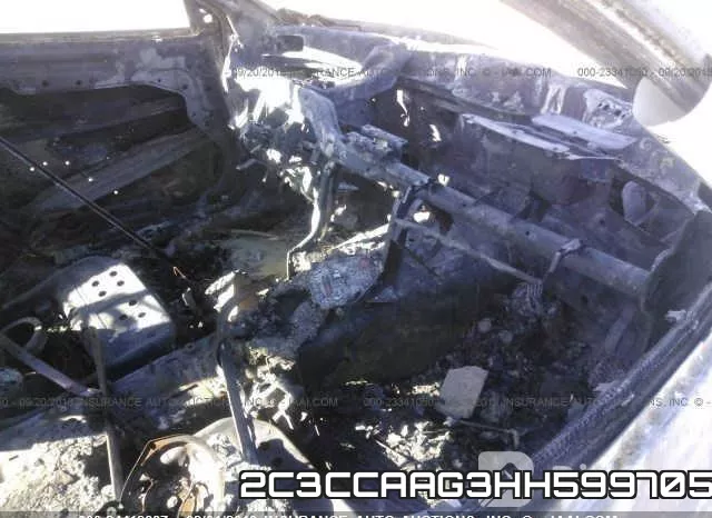 2C3CCAAG3HH599705_5.webp
