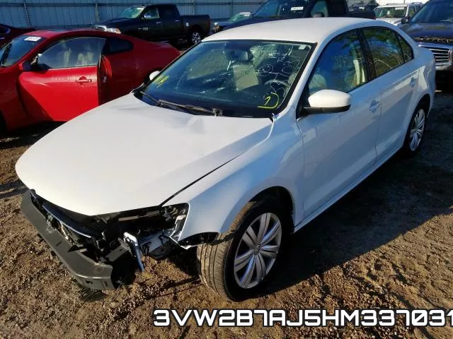 3VW2B7AJ5HM337031_2.webp