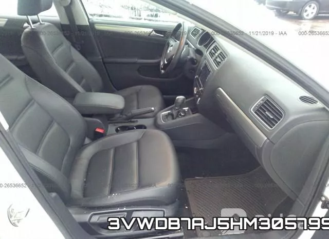 3VWDB7AJ5HM305799