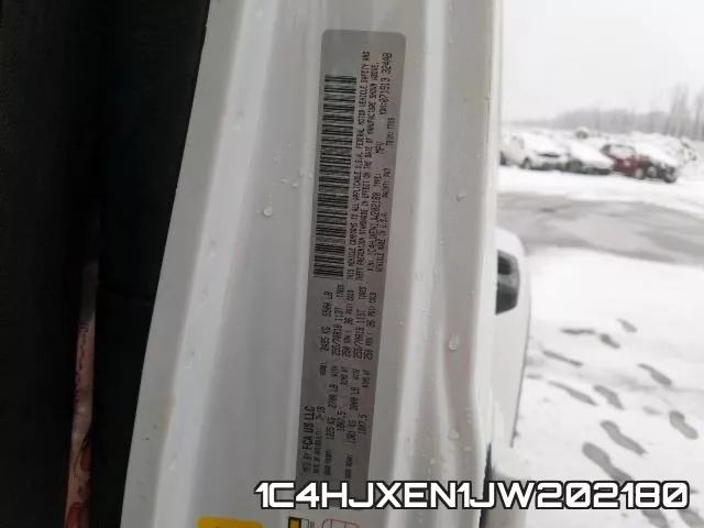 1C4HJXEN1JW202180_10.webp