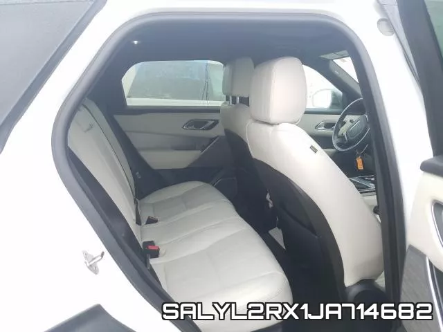 SALYL2RX1JA714682_6.webp
