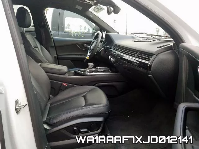 WA1AAAF7XJD012141_5.webp