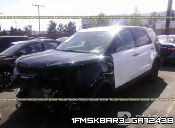 1FM5K8AR3JGA72438_2.webp