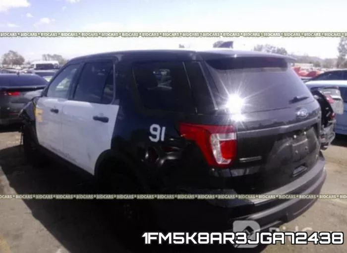 1FM5K8AR3JGA72438_3.webp