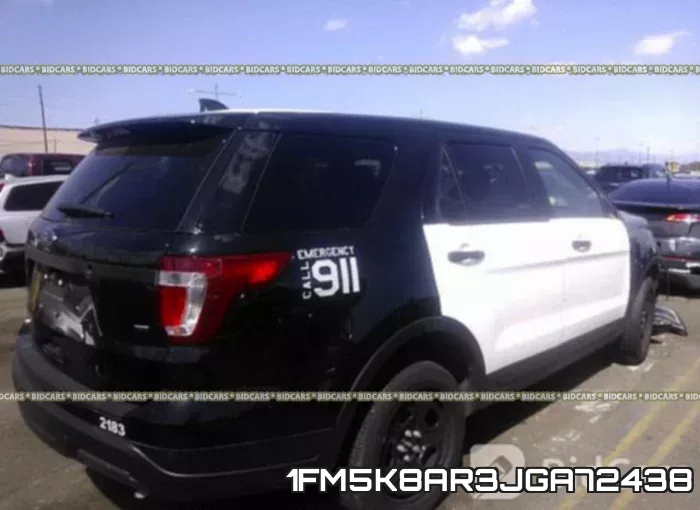1FM5K8AR3JGA72438_4.webp