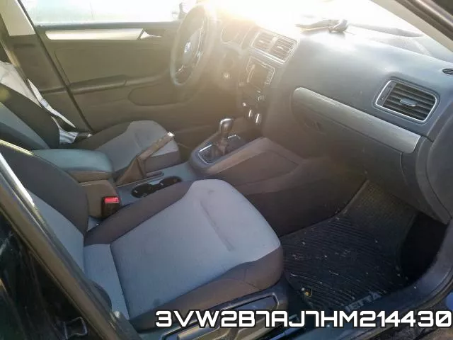 3VW2B7AJ7HM214430_5.webp