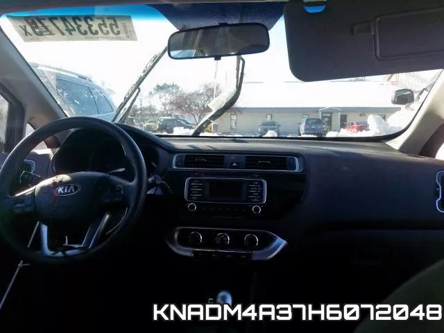 KNADM4A37H6072048_9.webp