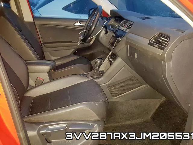 3VV2B7AX3JM205531_5.webp