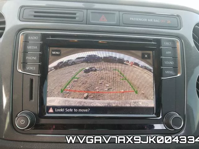 WVGAV7AX9JK004334_9.webp
