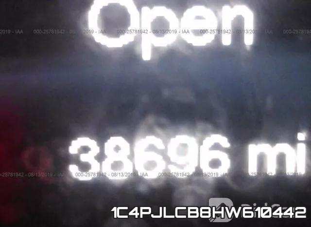 1C4PJLCB8HW610442_7.webp