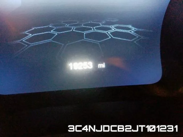 3C4NJDCB2JT101231_8.webp
