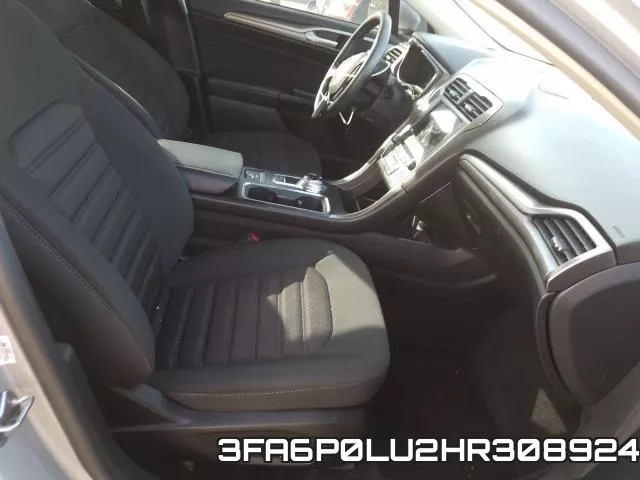 3FA6P0LU2HR308924_5.webp