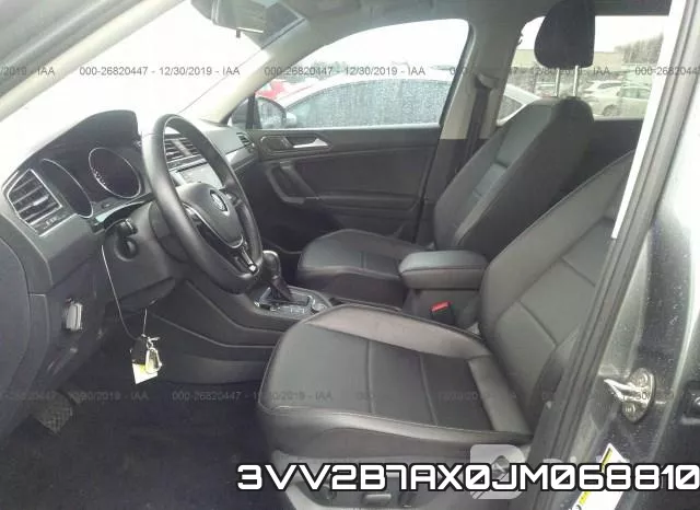 3VV2B7AX0JM068810_5.webp