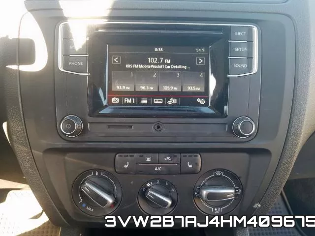 3VW2B7AJ4HM409675_9.webp