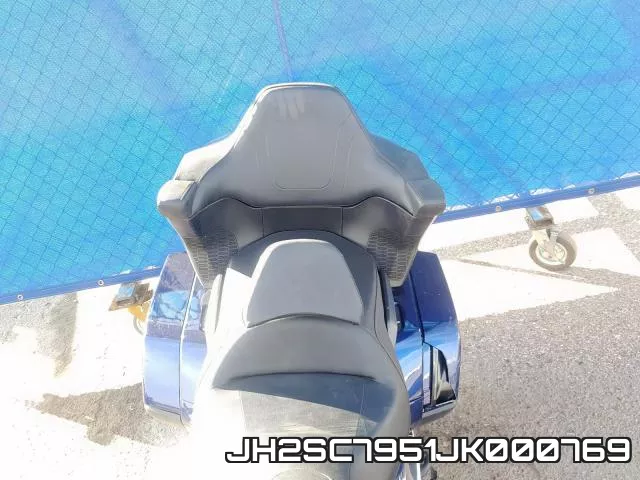 JH2SC7951JK000769_6.webp