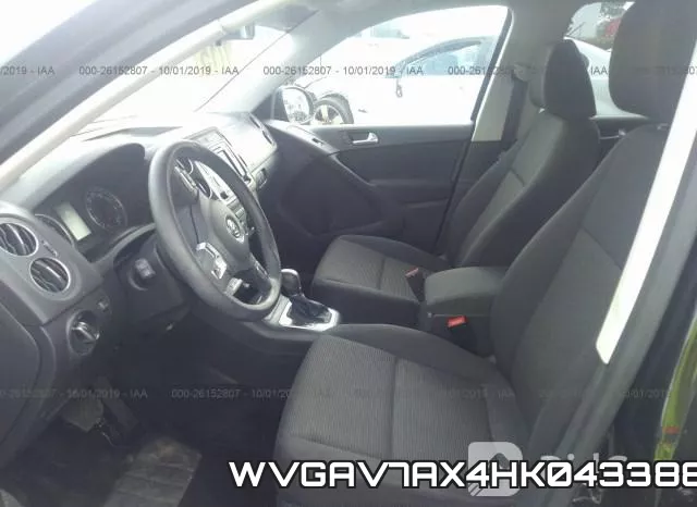 WVGAV7AX4HK043388_5.webp