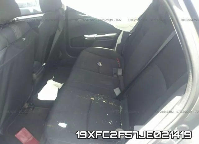 19XFC2F57JE021419_8.webp