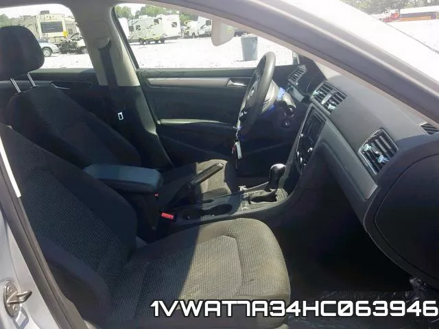 1VWAT7A34HC063946_5.webp