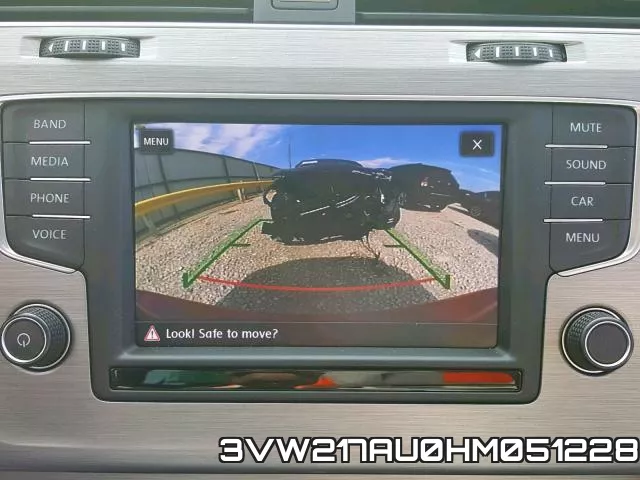 3VW217AU0HM051228_9.webp