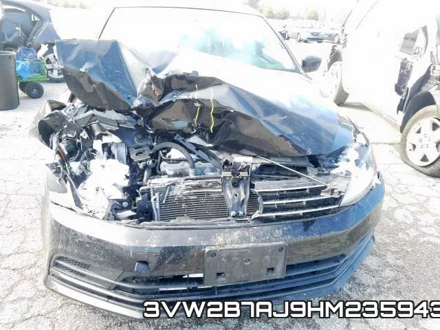 3VW2B7AJ9HM235943_9.webp