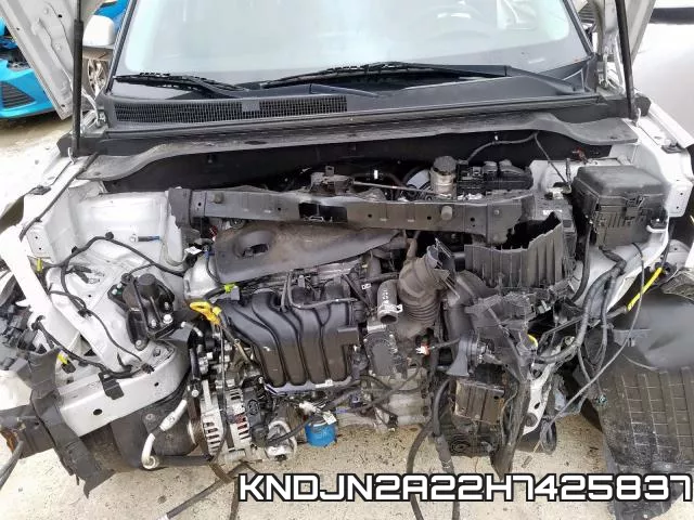 KNDJN2A22H7425837_7.webp