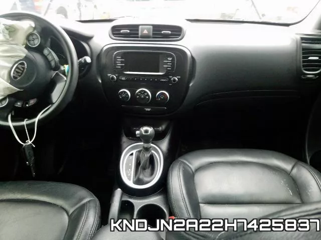 KNDJN2A22H7425837_9.webp