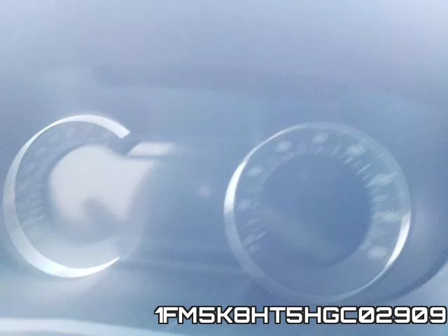 1FM5K8HT5HGC02909_8.webp