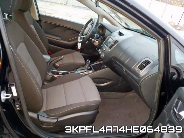 3KPFL4A74HE064839_5.webp