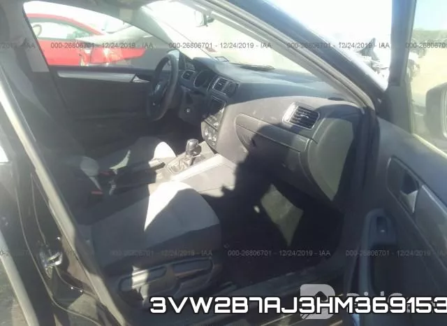 3VW2B7AJ3HM369153_5.webp