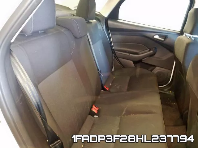 1FADP3F28HL237794_6.webp
