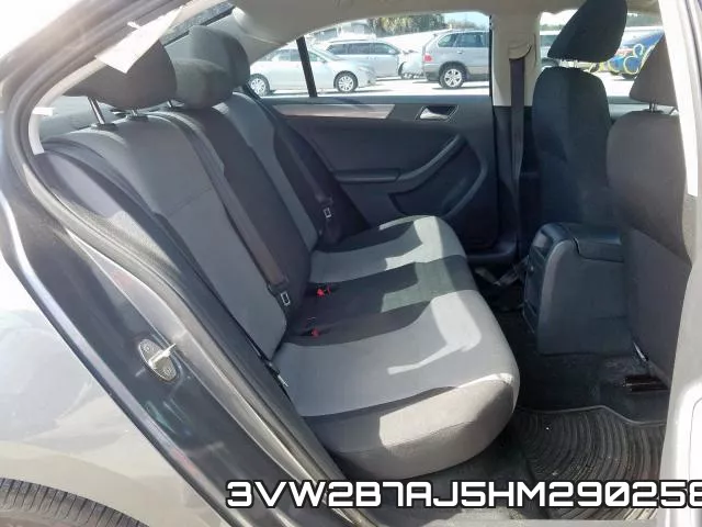 3VW2B7AJ5HM290258_6.webp
