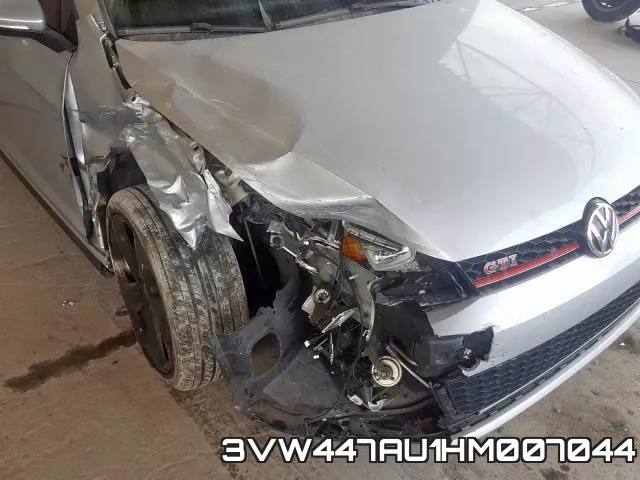 3VW447AU1HM007044_9.webp