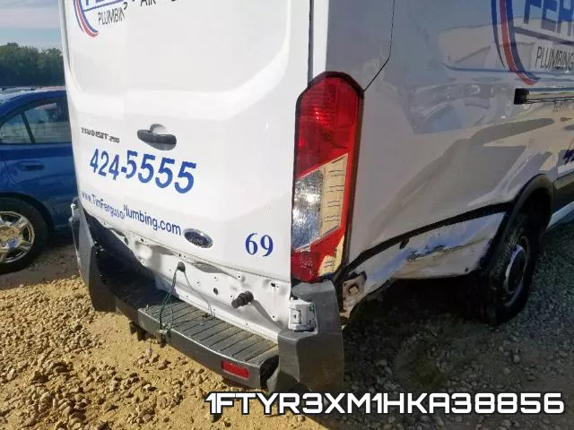 1FTYR3XM1HKA38856_9.webp