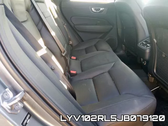 LYV102RL5JB079120_6.webp