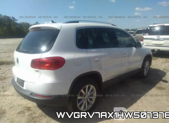 WVGRV7AX1HW507376_4.webp