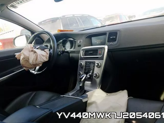 YV440MWK7J2054061_9.webp