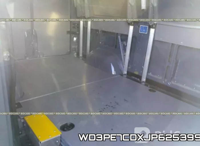 WD3PE7CDXJP625399_8.webp